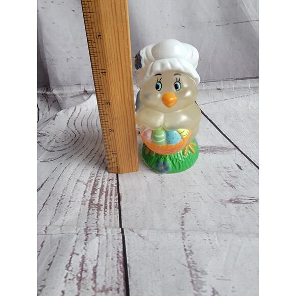 VINTAGE EASTER Chick PLASTIC COIN BANK - Picture 7 of 7